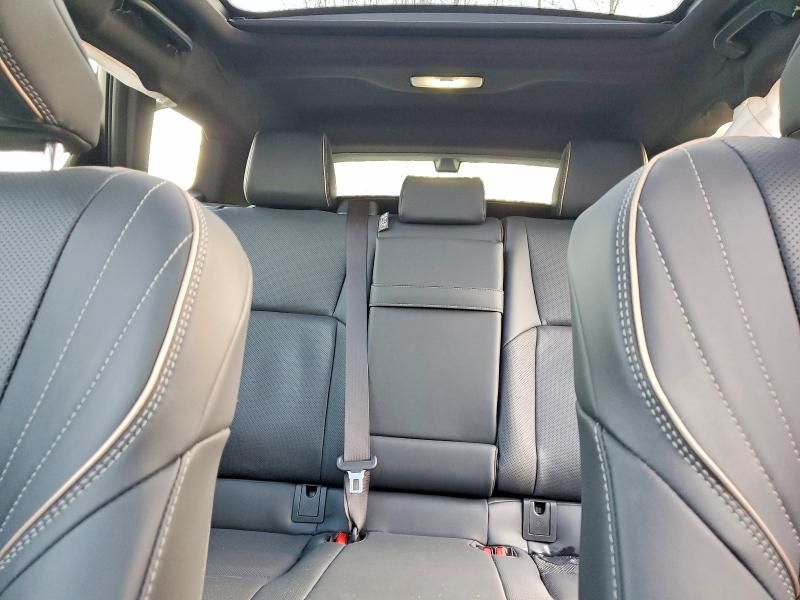 2025 Toyota Crown Signia xle