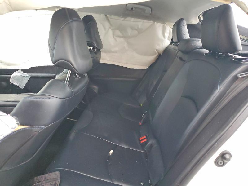 2016 Toyota Prius Three Touring