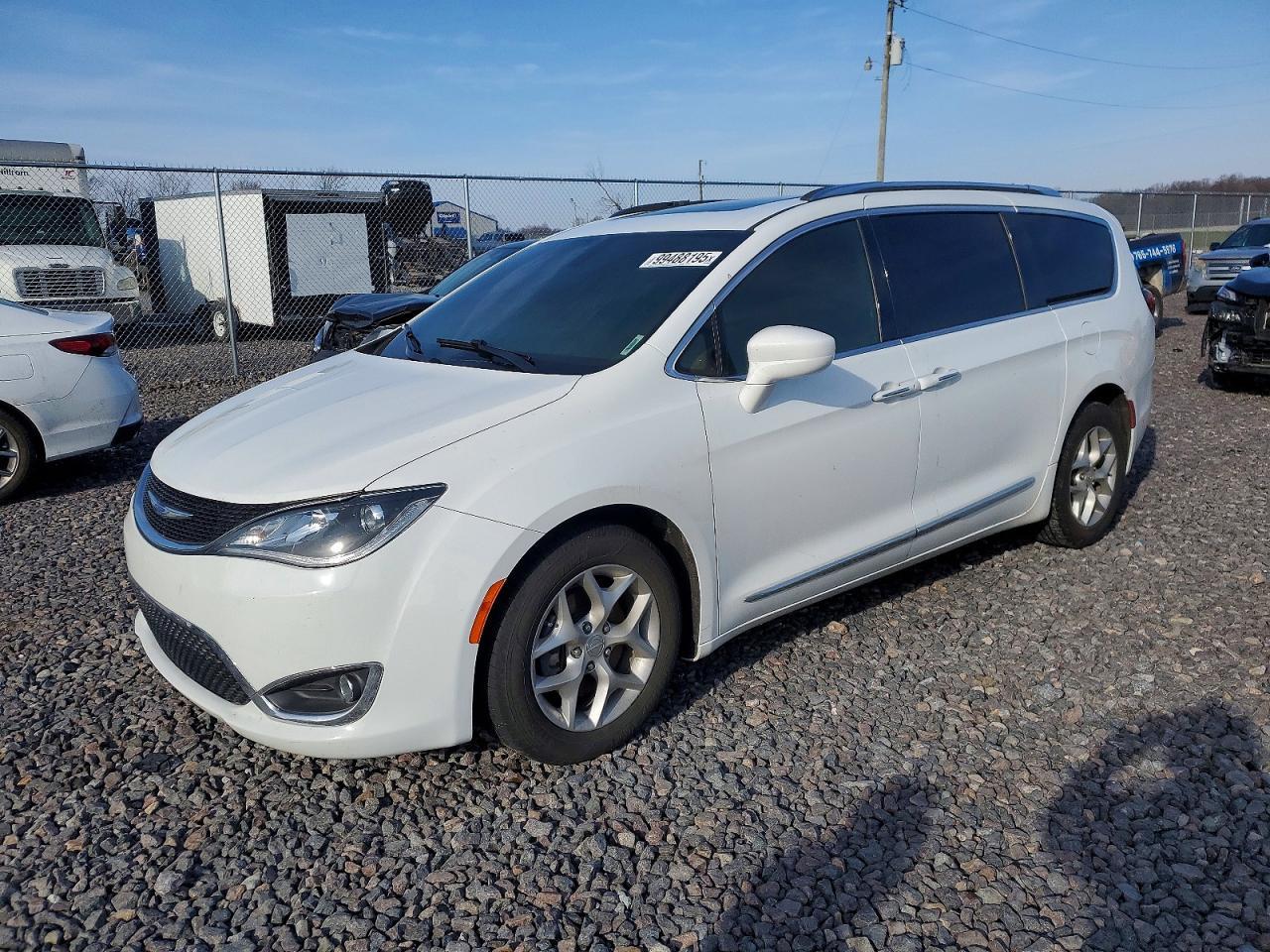 2018 Chrysler Pacifica Touring l Plus