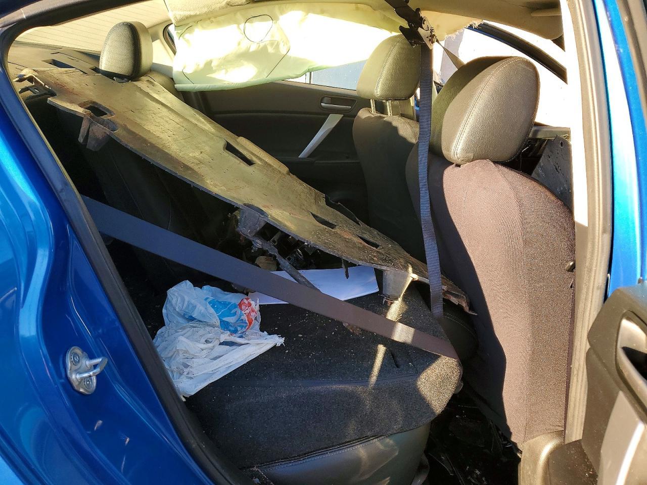 2012 Mazda 3 I