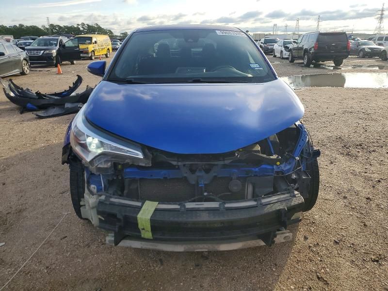 2018 Toyota C-hr xle