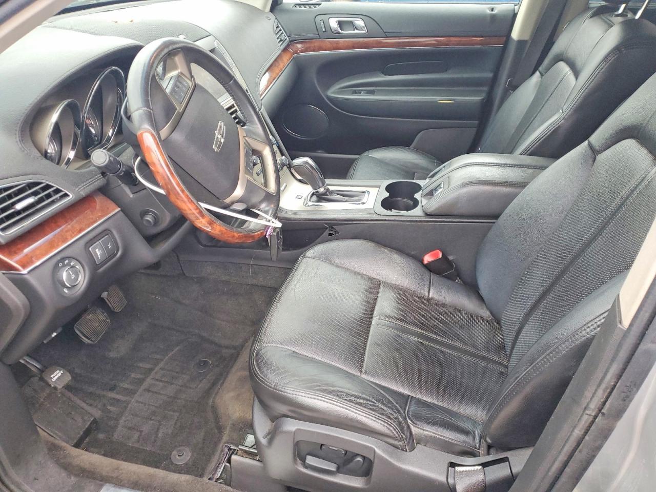 2012 Lincoln MKT