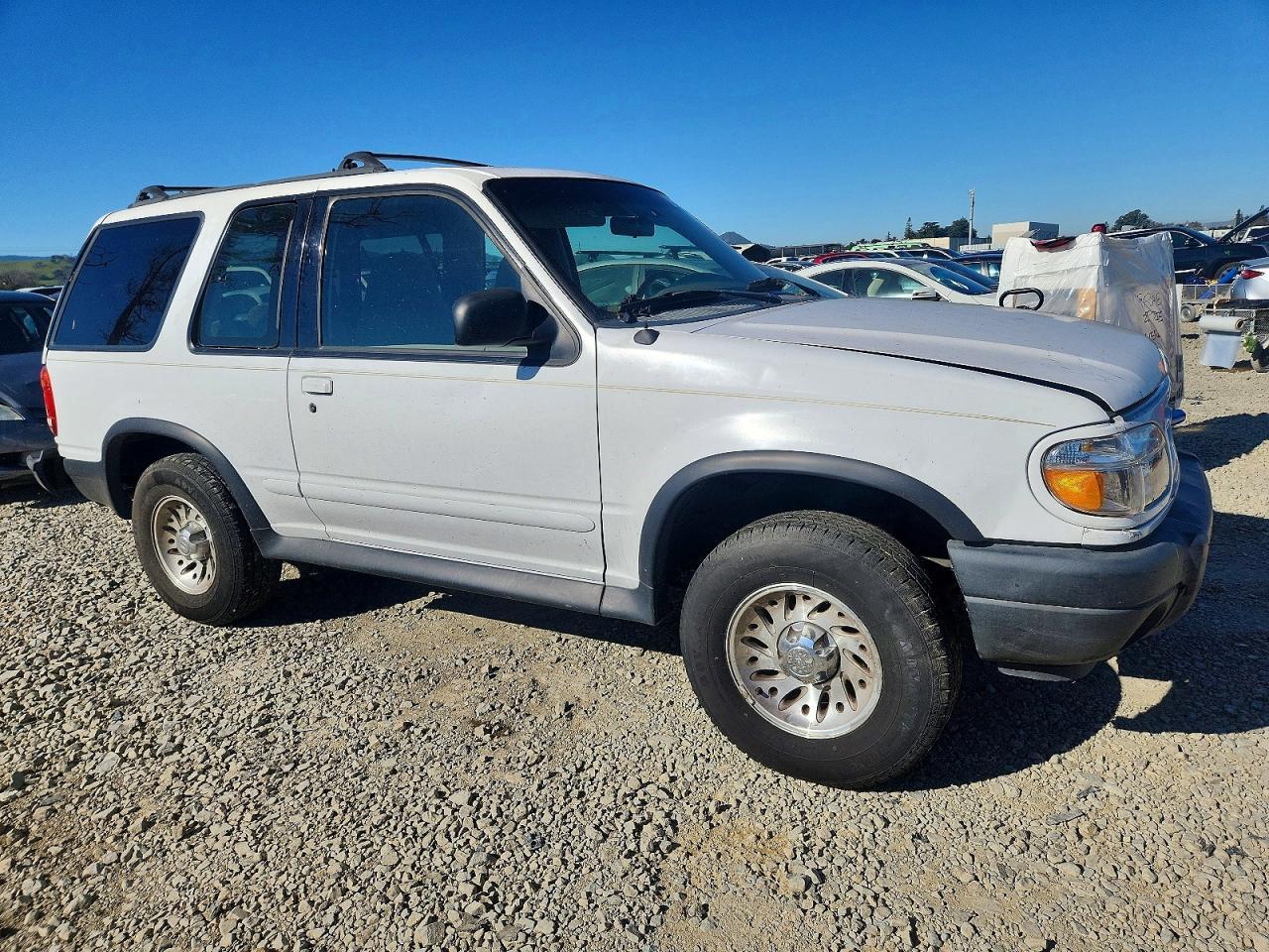 2000 Ford Explorer Sport