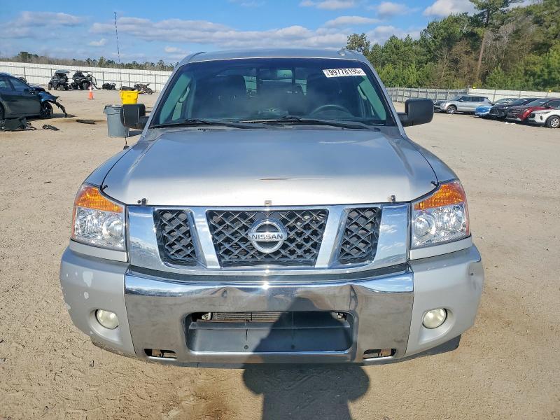 2014 Nissan Titan s