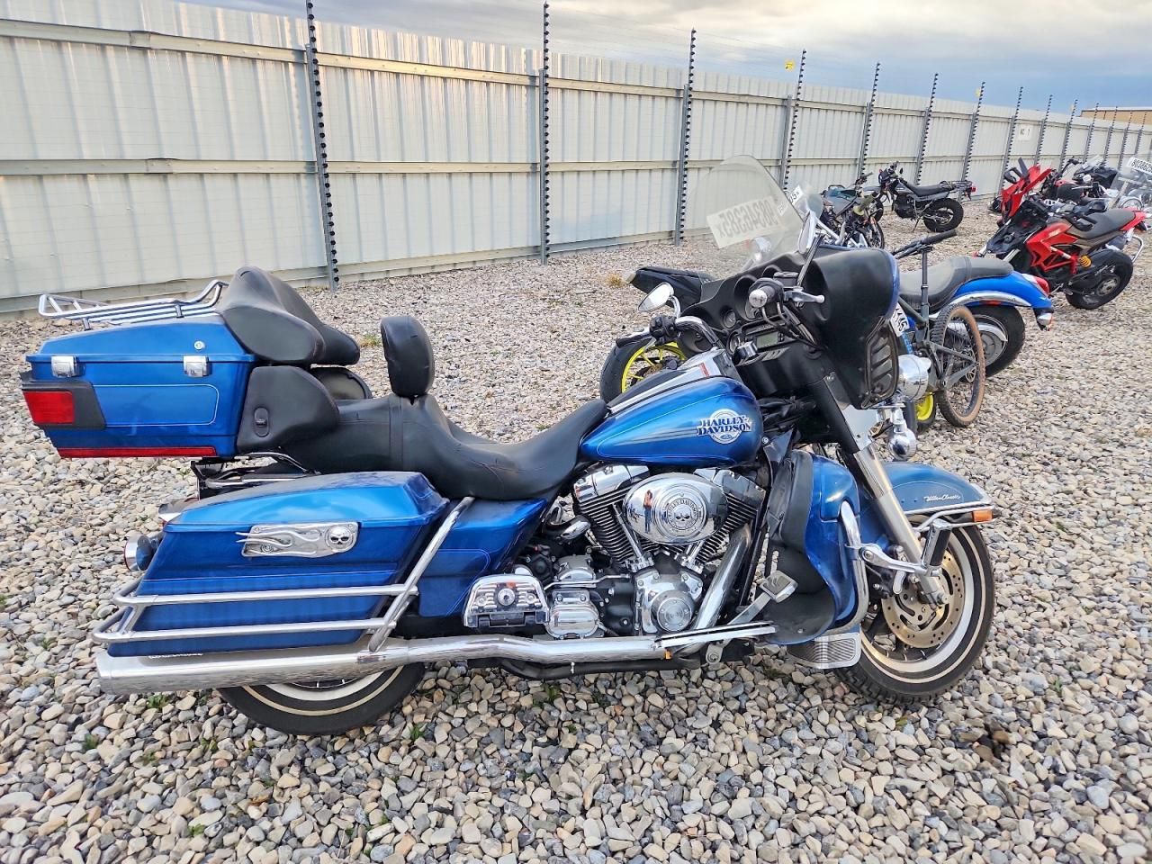 2006 Harley-Davidson Flhtcui