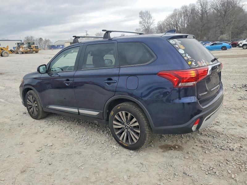 2020 Mitsubishi Outlander se