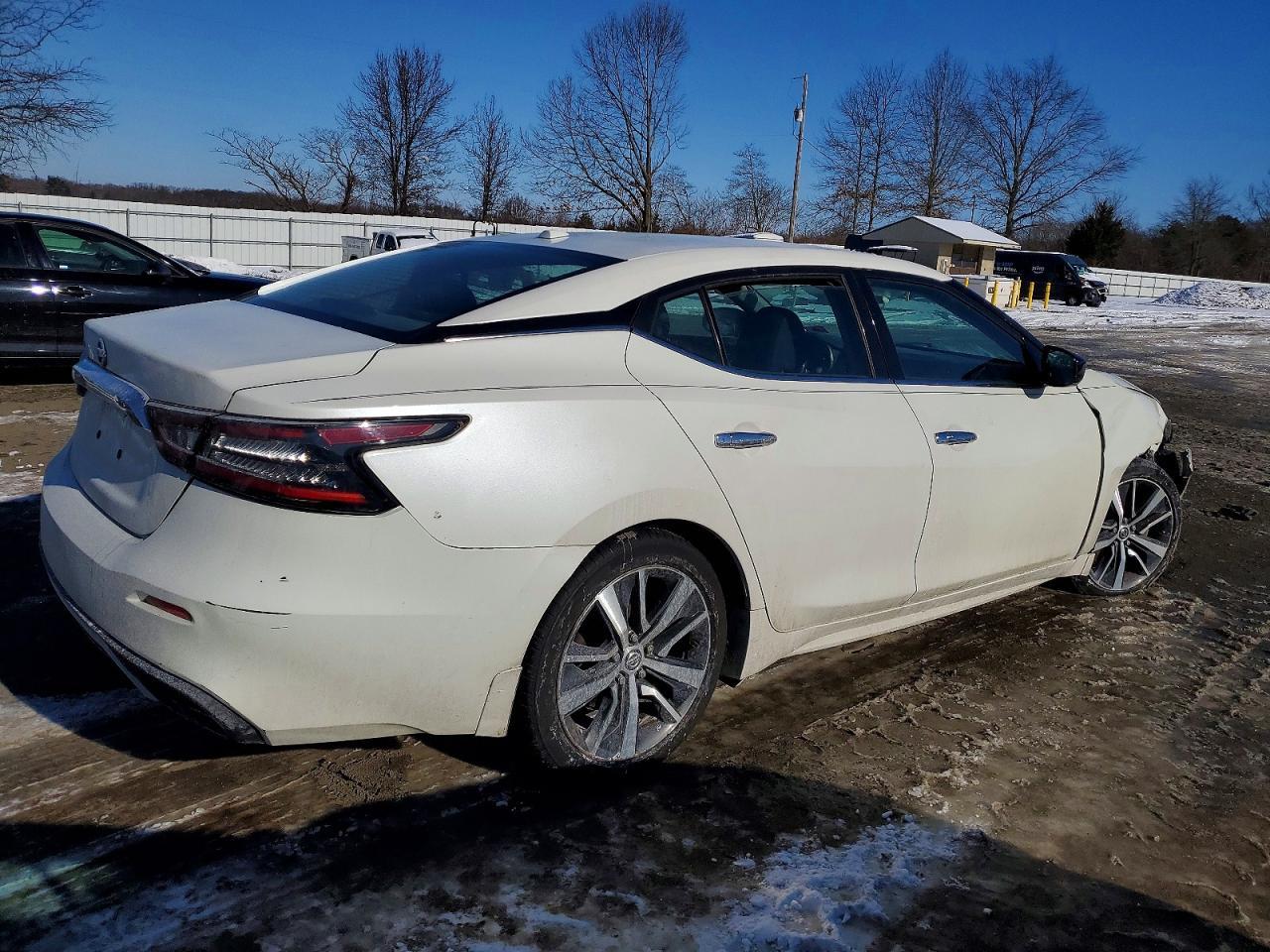2019 Nissan Maxima s