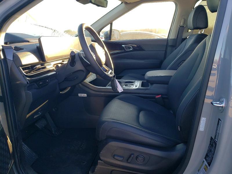 2026 KIA Carnival sx