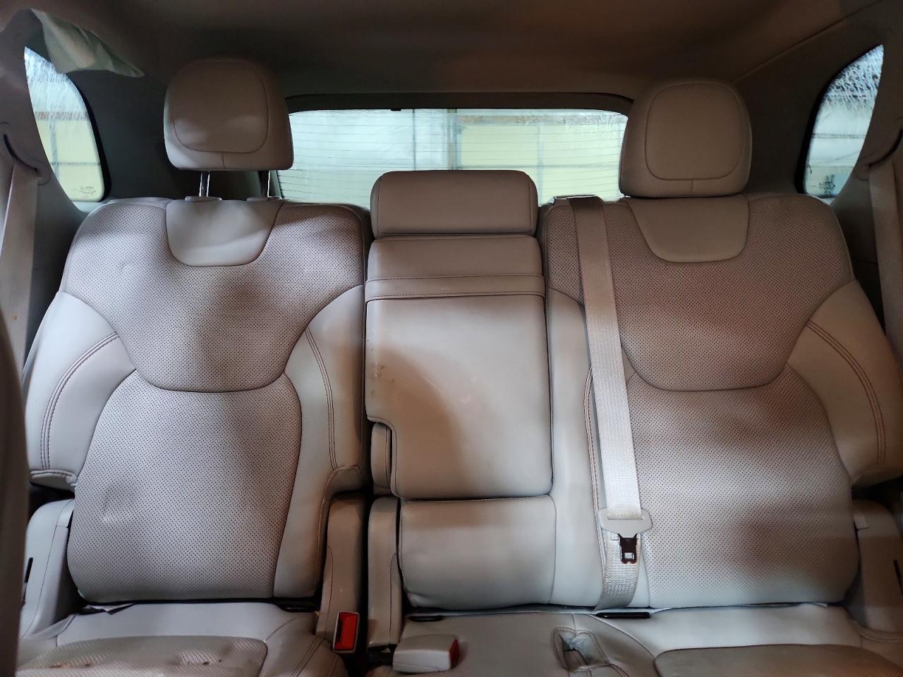 2019 Jeep Cherokee Overland