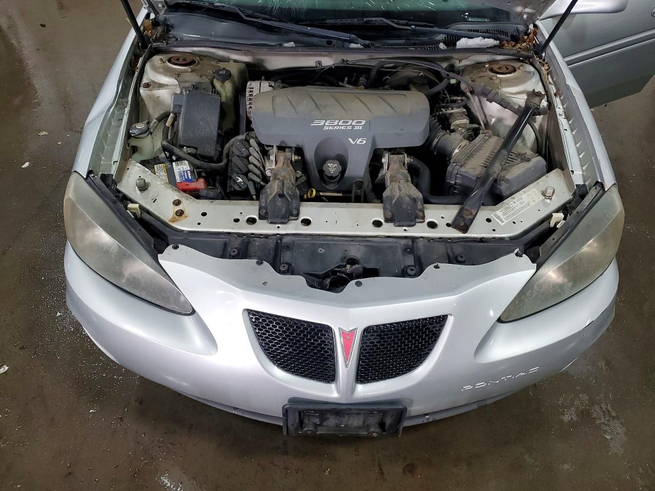 2004 Pontiac Grand Prix GT2