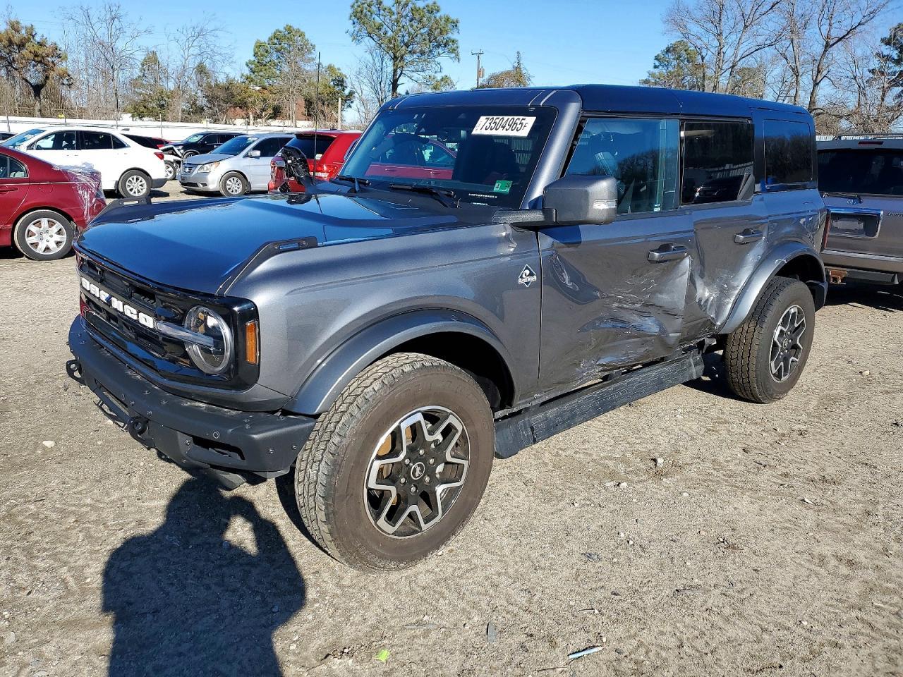 2024 Ford Bronco Outer Banks
