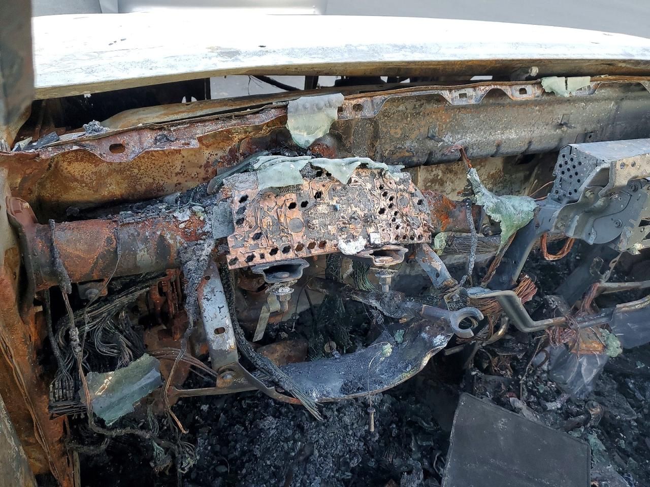 2003 Toyota Sequoia SR5