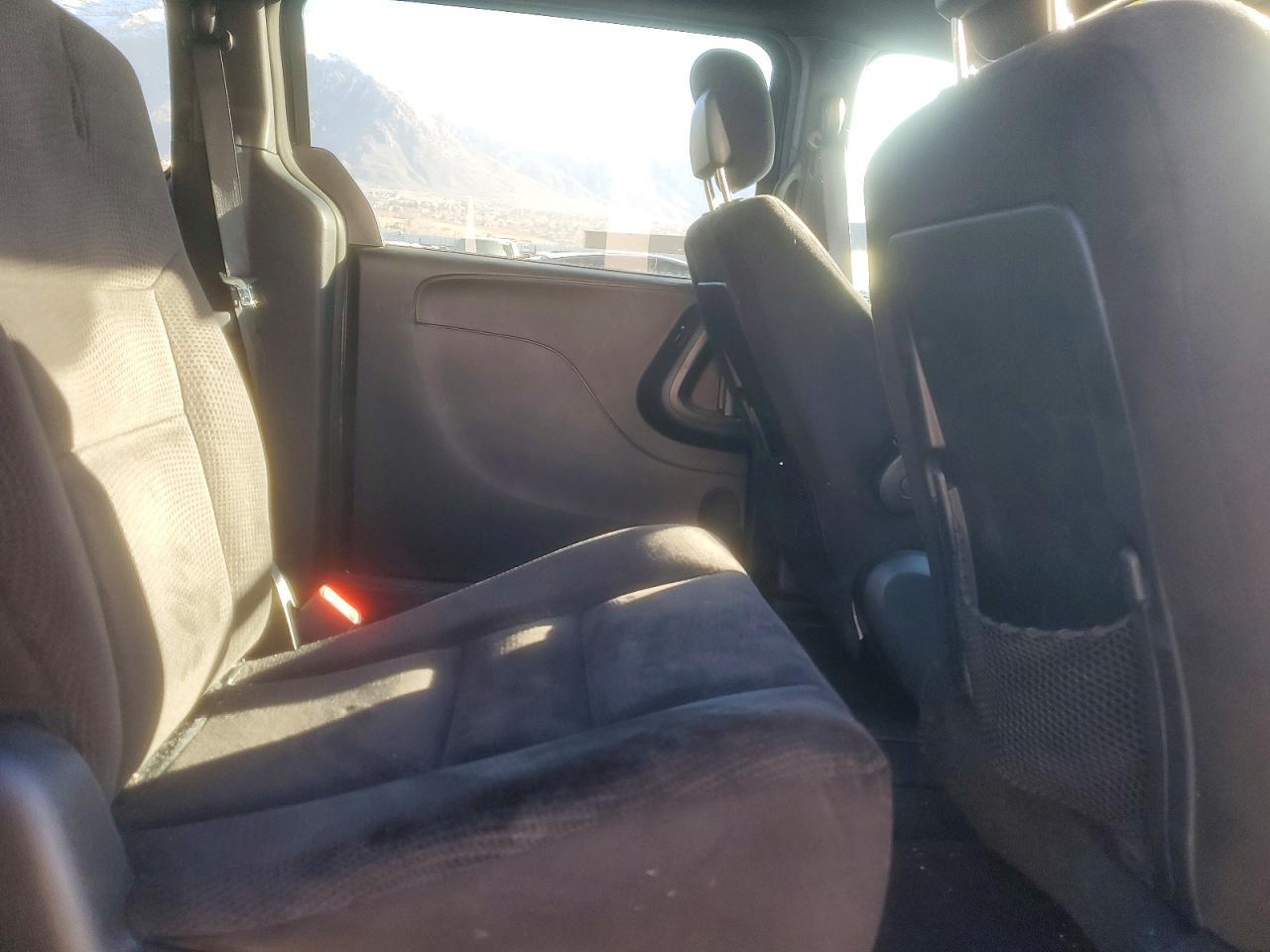 2014 Dodge Grand Caravan se