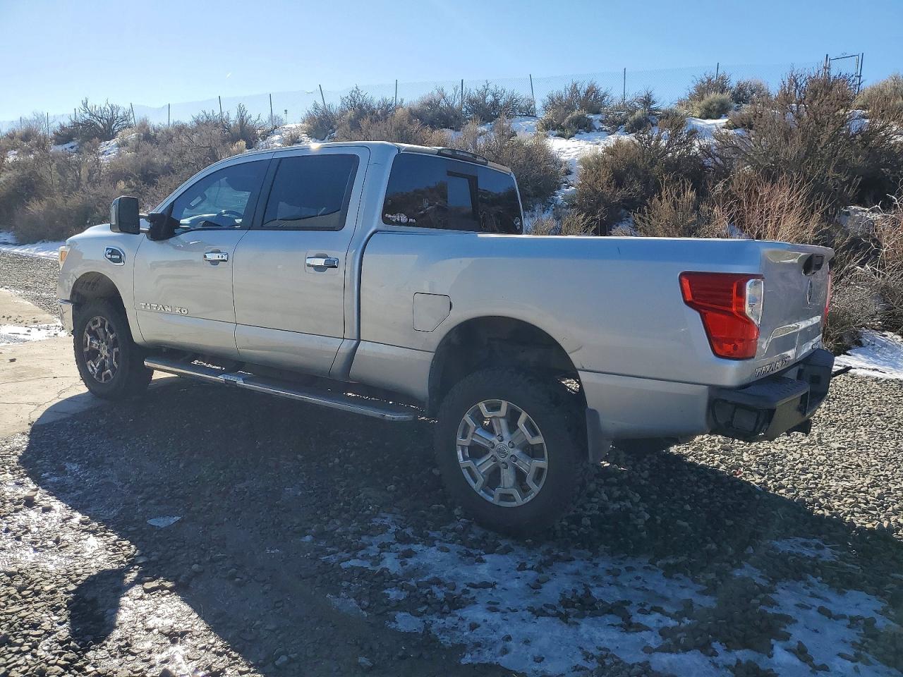 2016 Nissan Titan xd sl