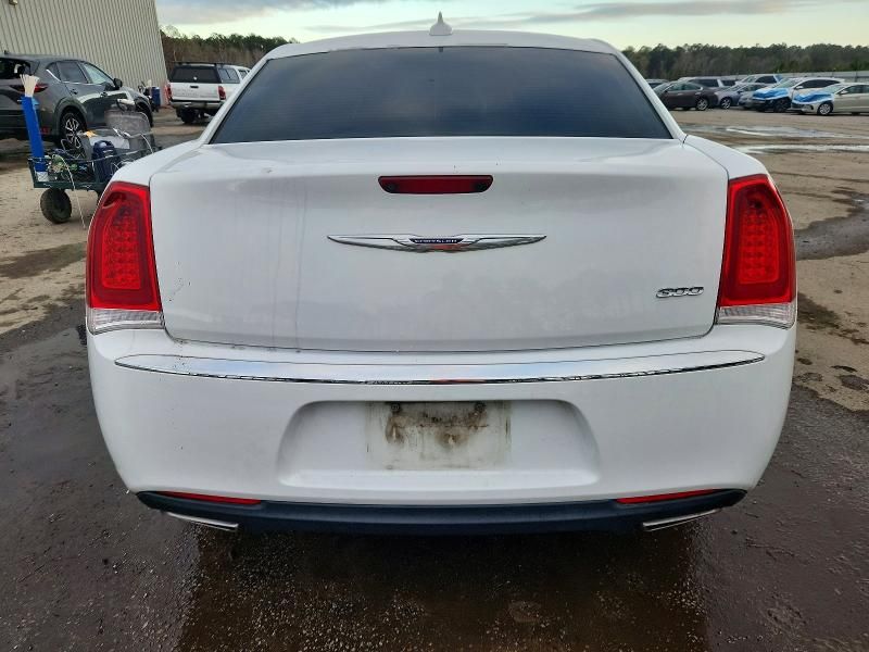2019 Chrysler 300 Limited