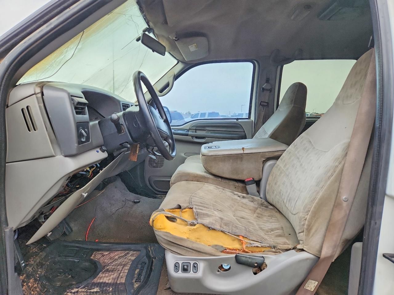 1999 Ford F350 Super Duty Flatbed Truck