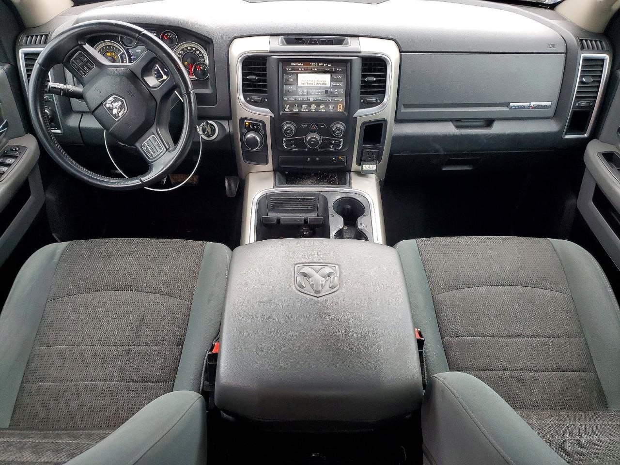 2016 Dodge Ram 1500 slt