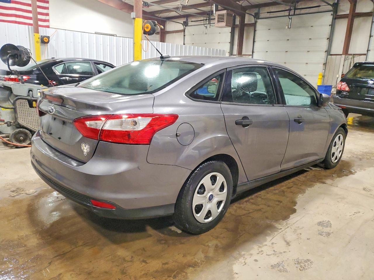 2013 Ford Focus s
