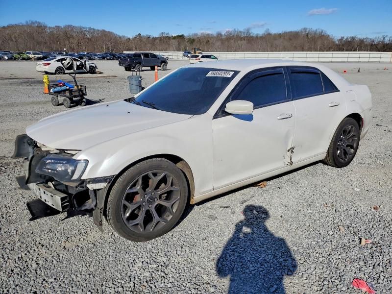 2015 Chrysler 300 s