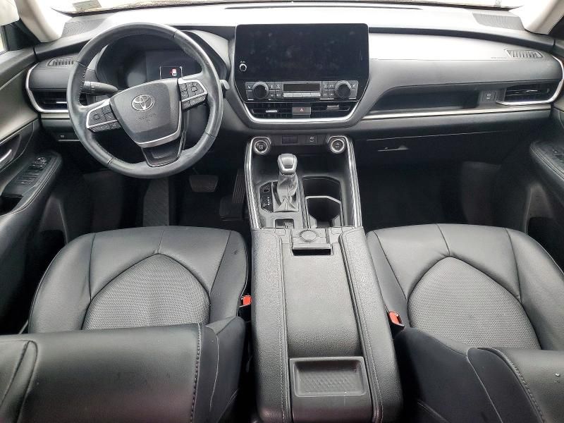 2024 Toyota Grand Highlander xle