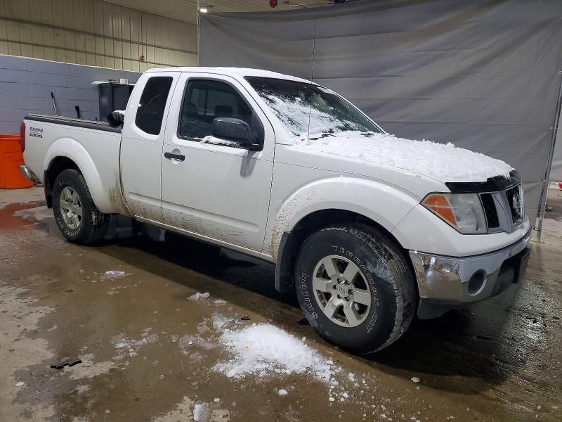 2005 Nissan Frontier King cab le