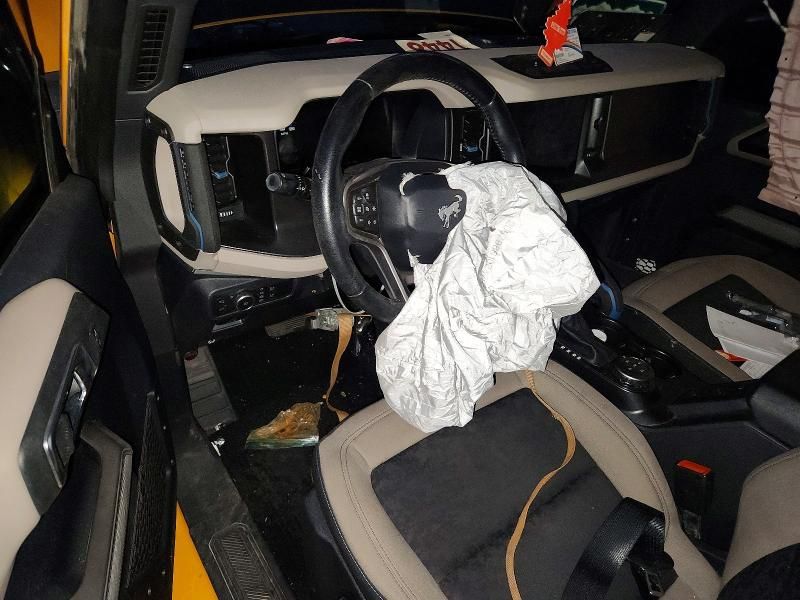 2021 Ford Bronco Base