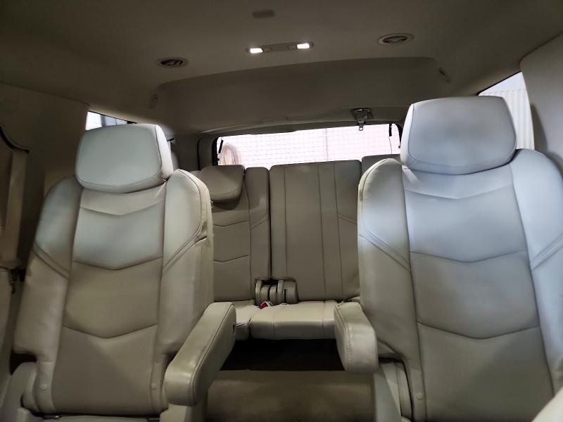 2015 Cadillac Escalade Luxury