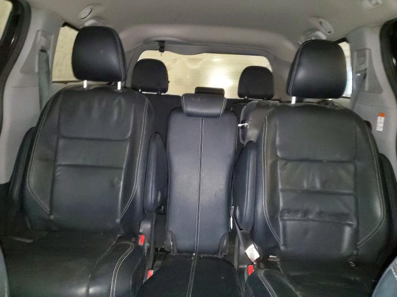 2015 Toyota Sienna Sport