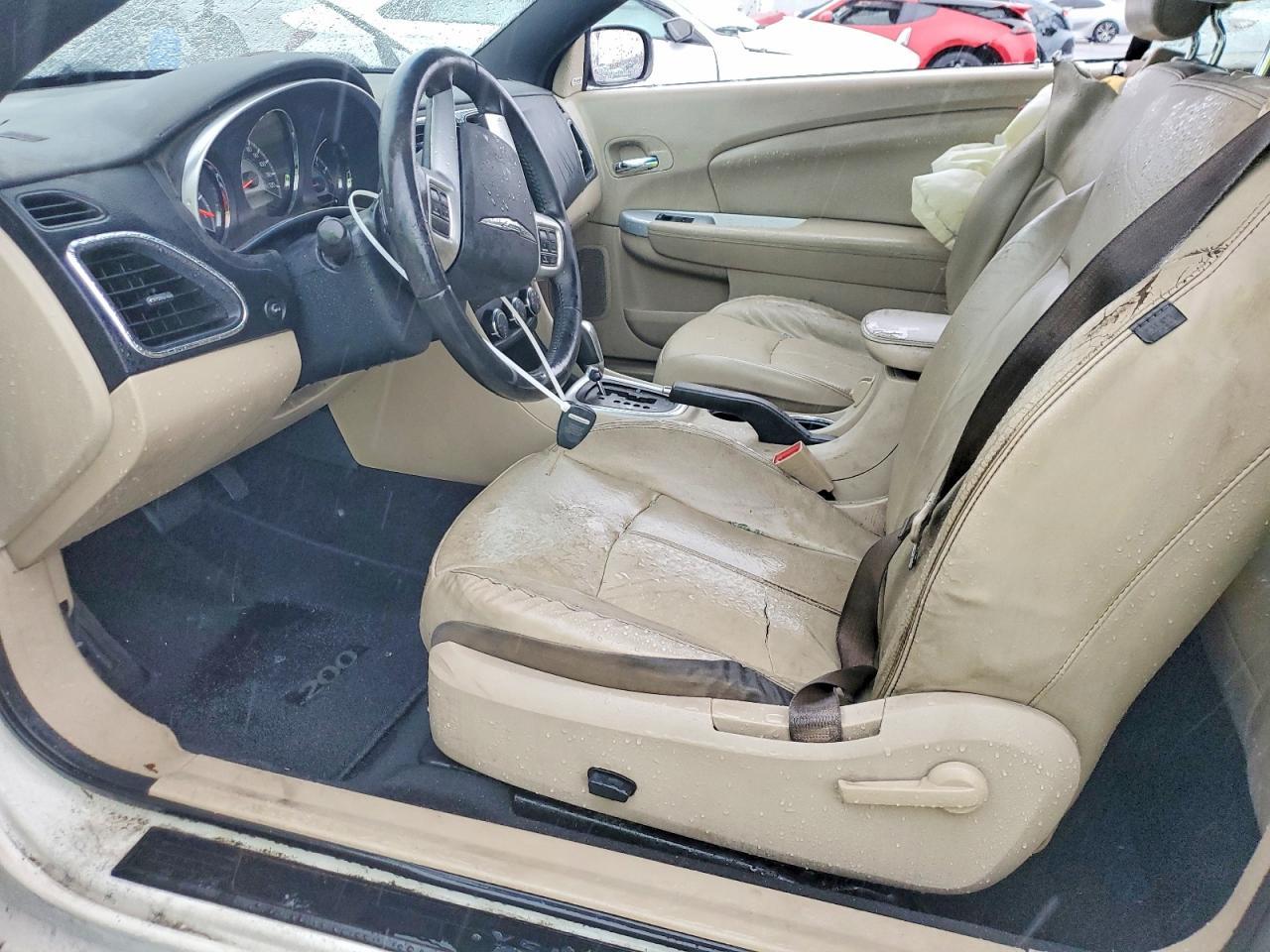2011 Chrysler 200 Limited
