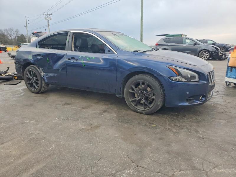 2014 Nissan Maxima s