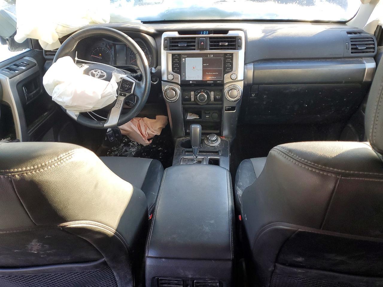 2023 Toyota 4runner se