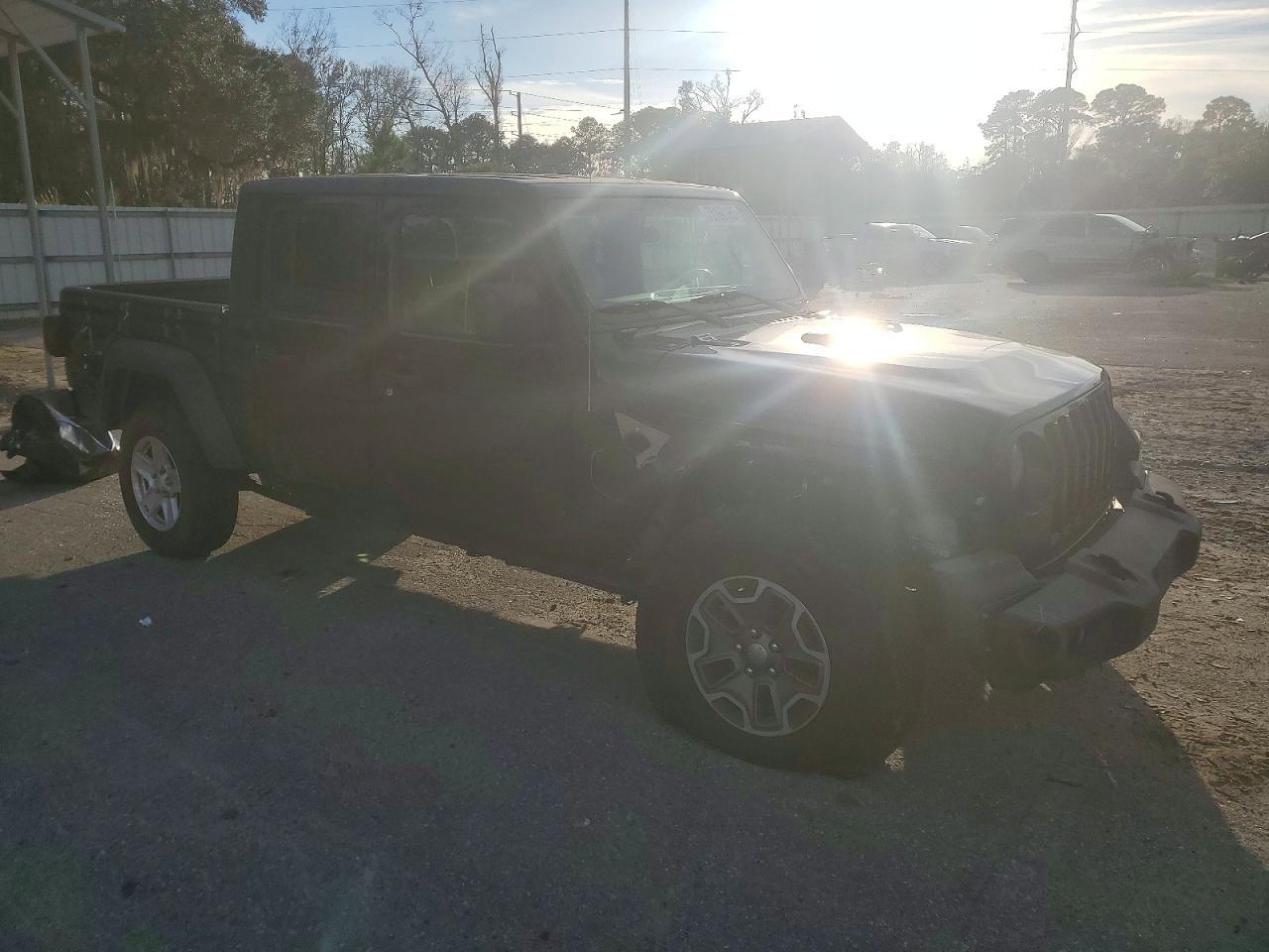 2020 Jeep Gladiator Sport
