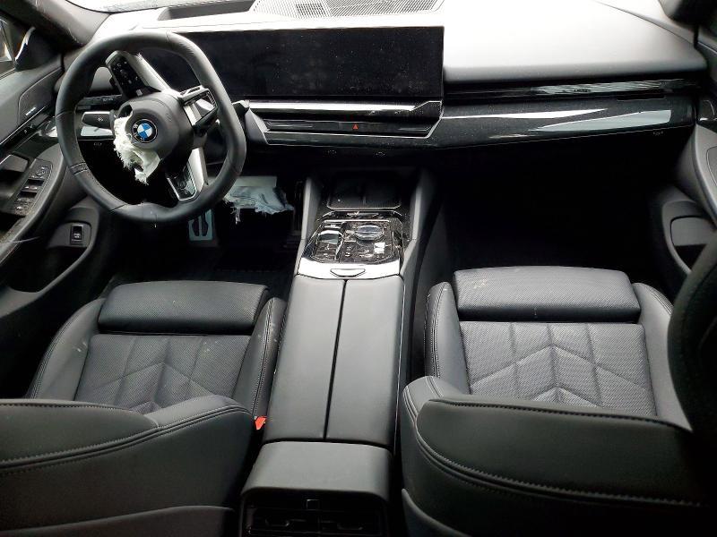 2024 BMW 530 i