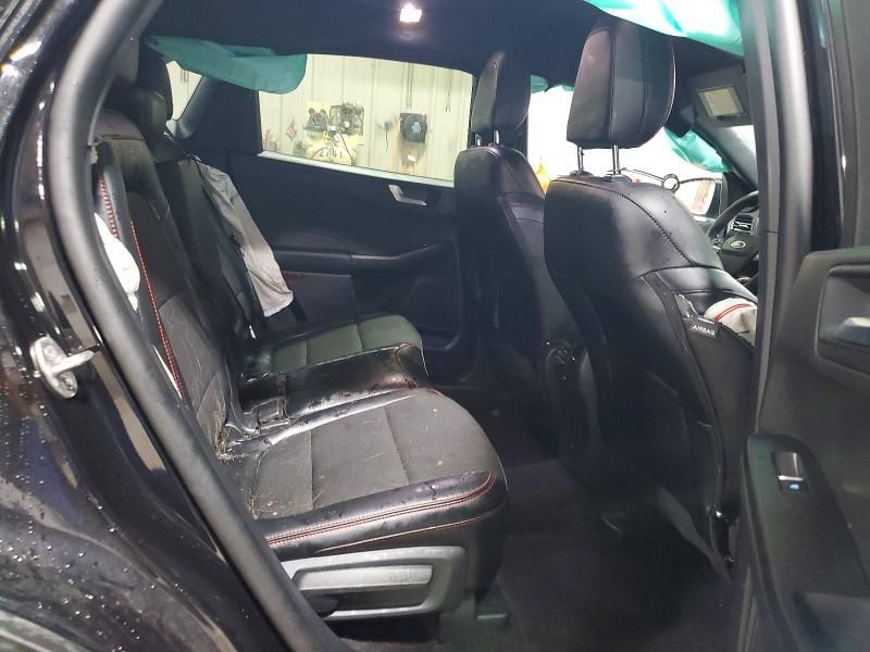 2025 Ford Escape st Line Select