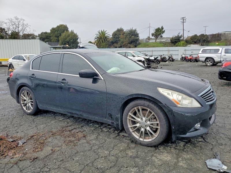 2013 Infiniti G37 Base