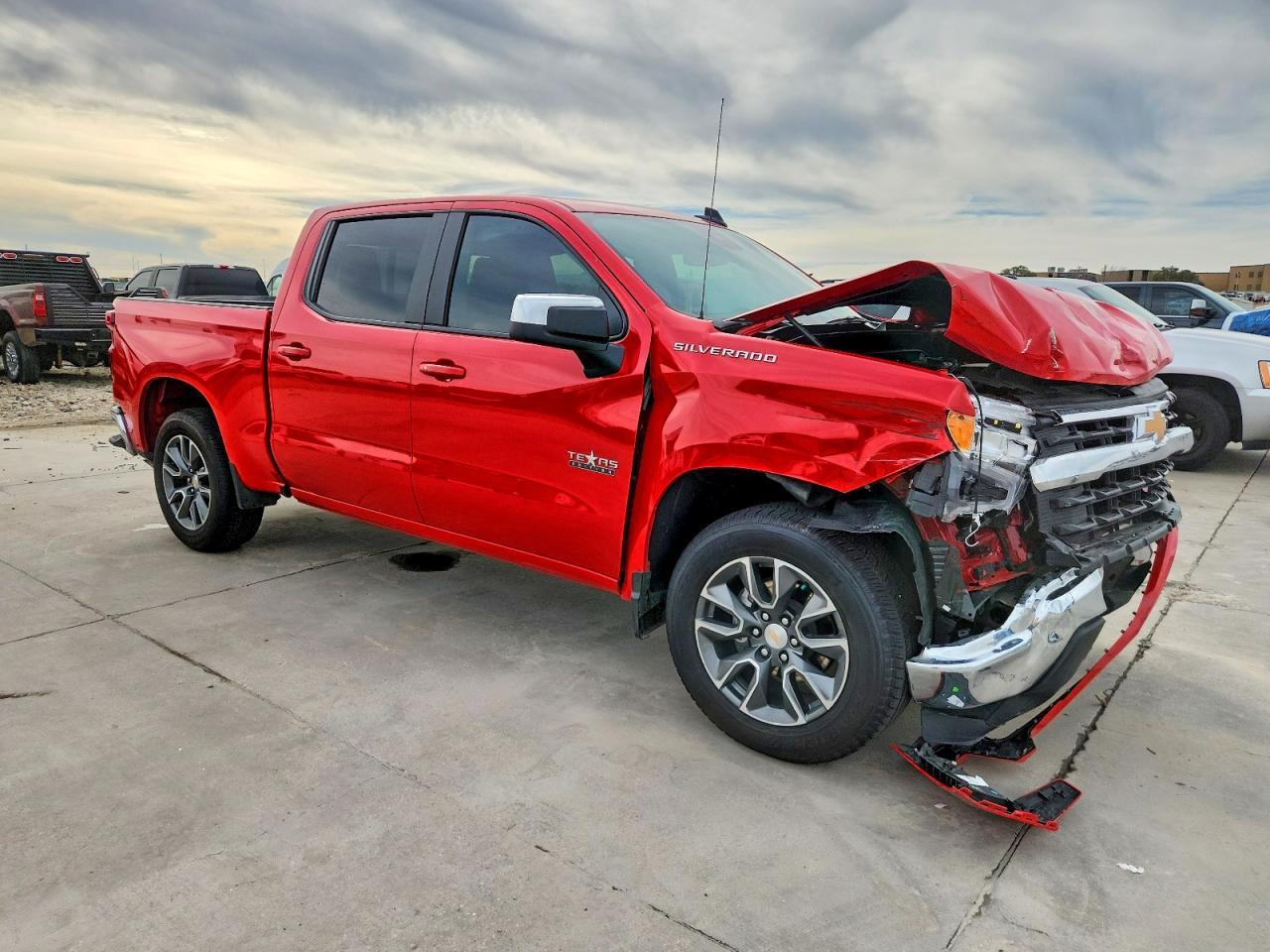 2025 Chevrolet Silverado C1500 LT