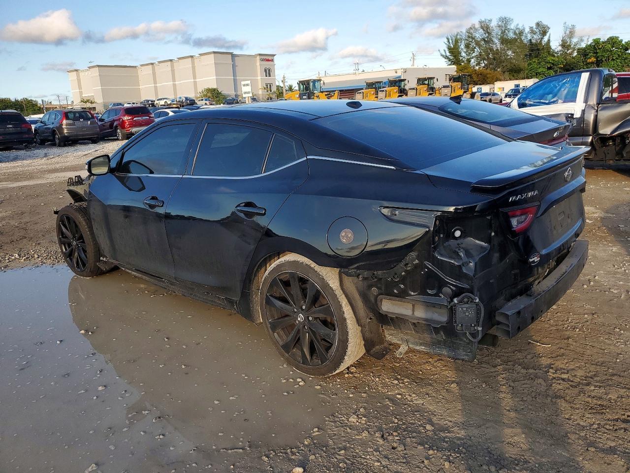 2021 Nissan Maxima sr