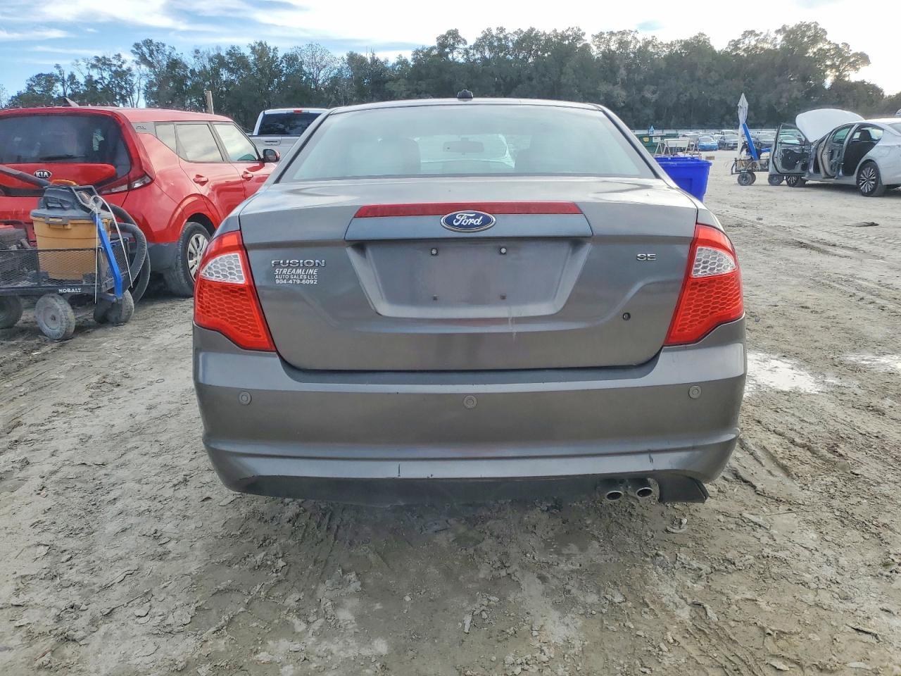 2011 Ford Fusion se