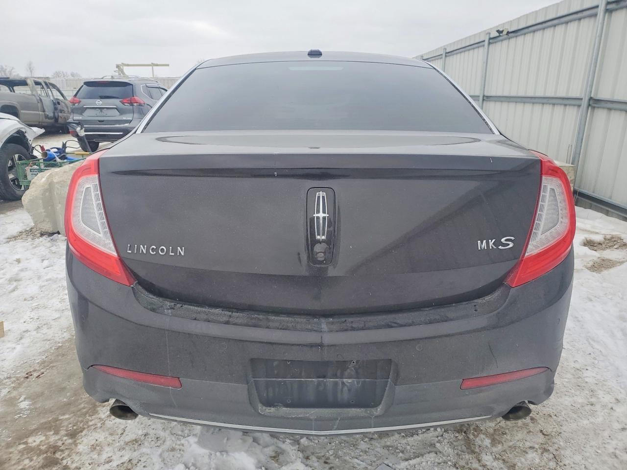 2013 Lincoln Townhouse MKS