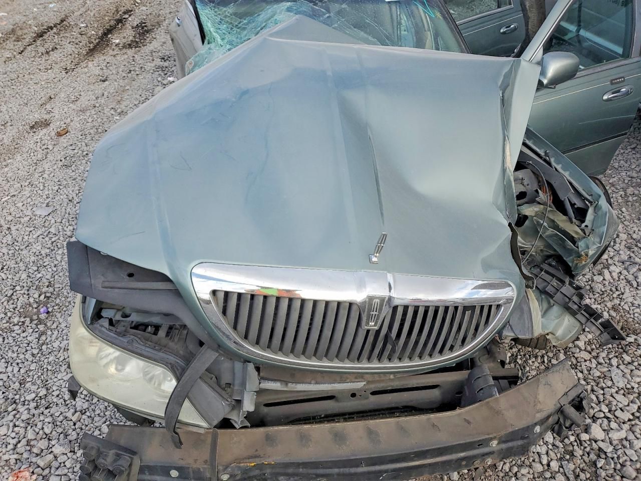 2003 Lincoln Town car Signature