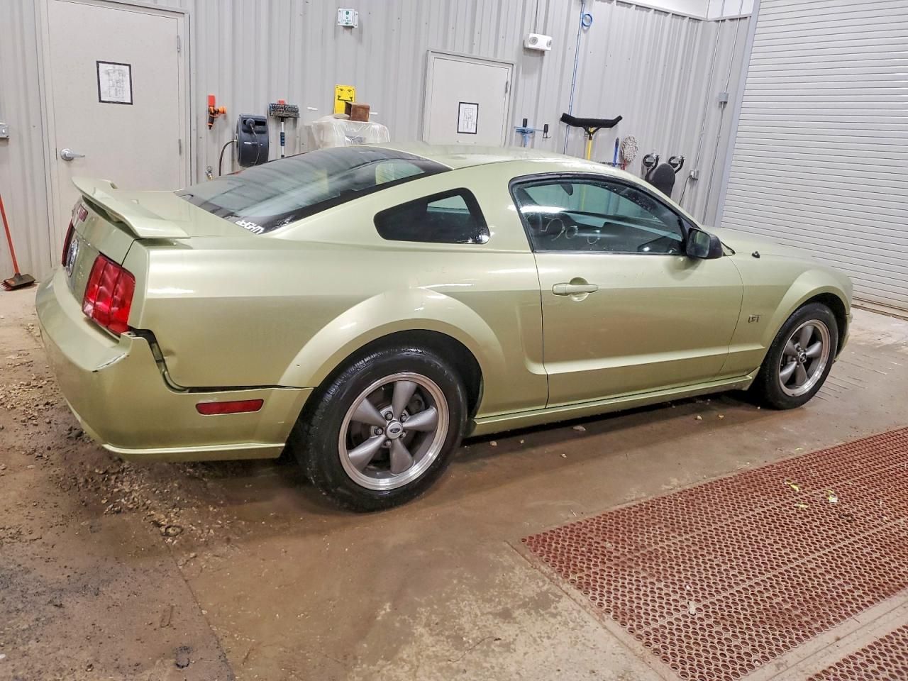 2005 Ford Mustang gt