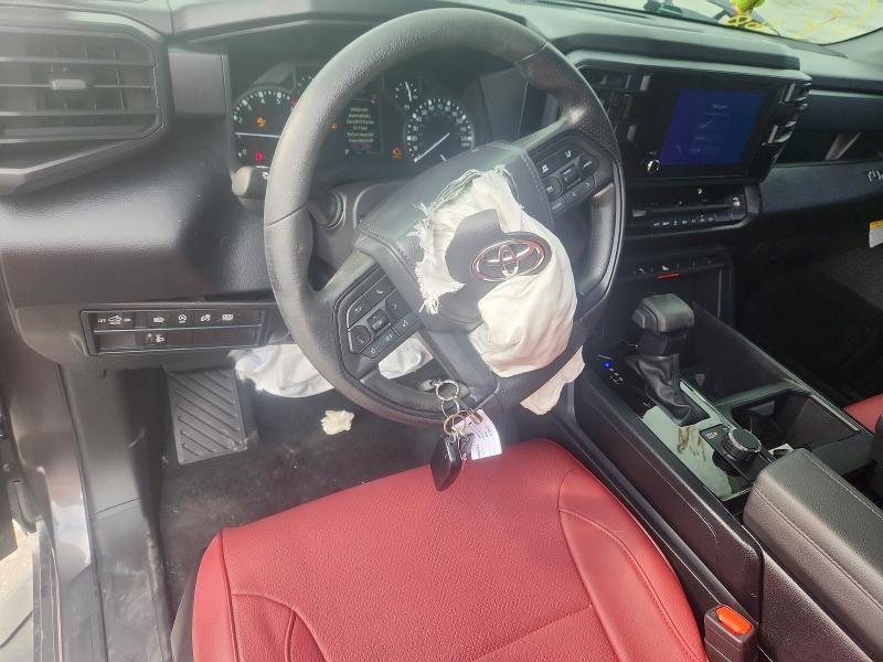 2025 Toyota Tundra Crewmax SR5