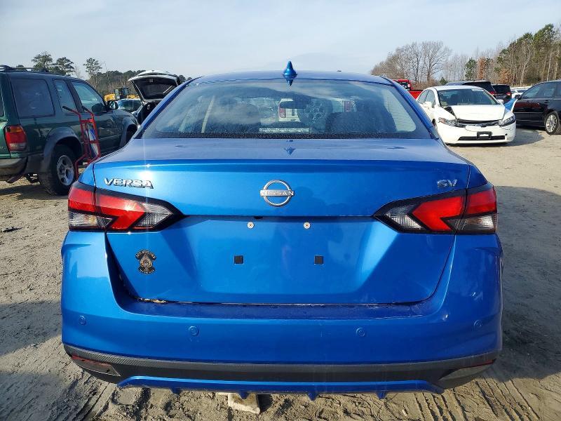 2023 Nissan Versa sv