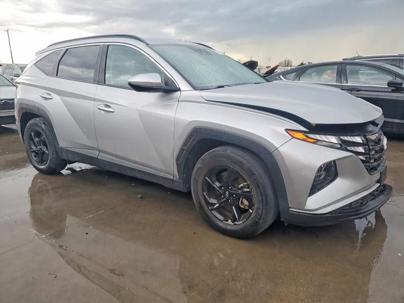 2022 Hyundai Tucson sel