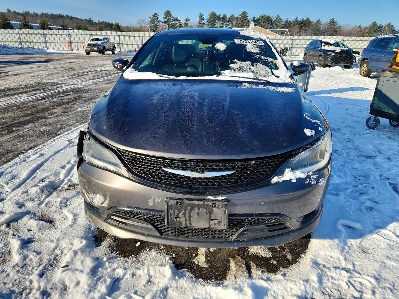 2015 Chrysler 200 s