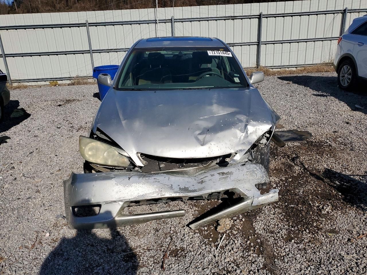 2005 Toyota Camry le