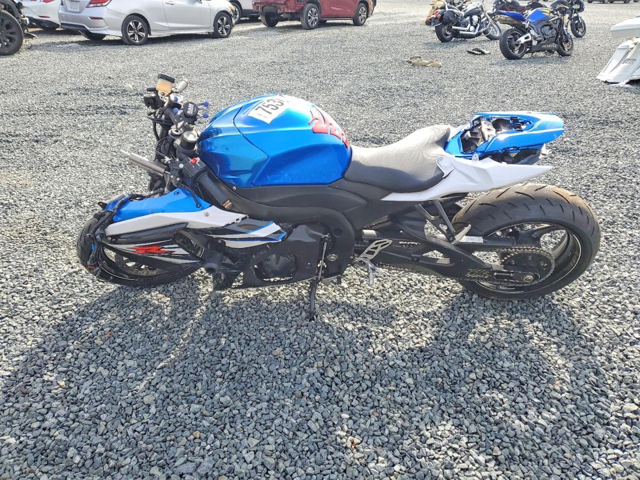 2011 Suzuki GSX-R1000