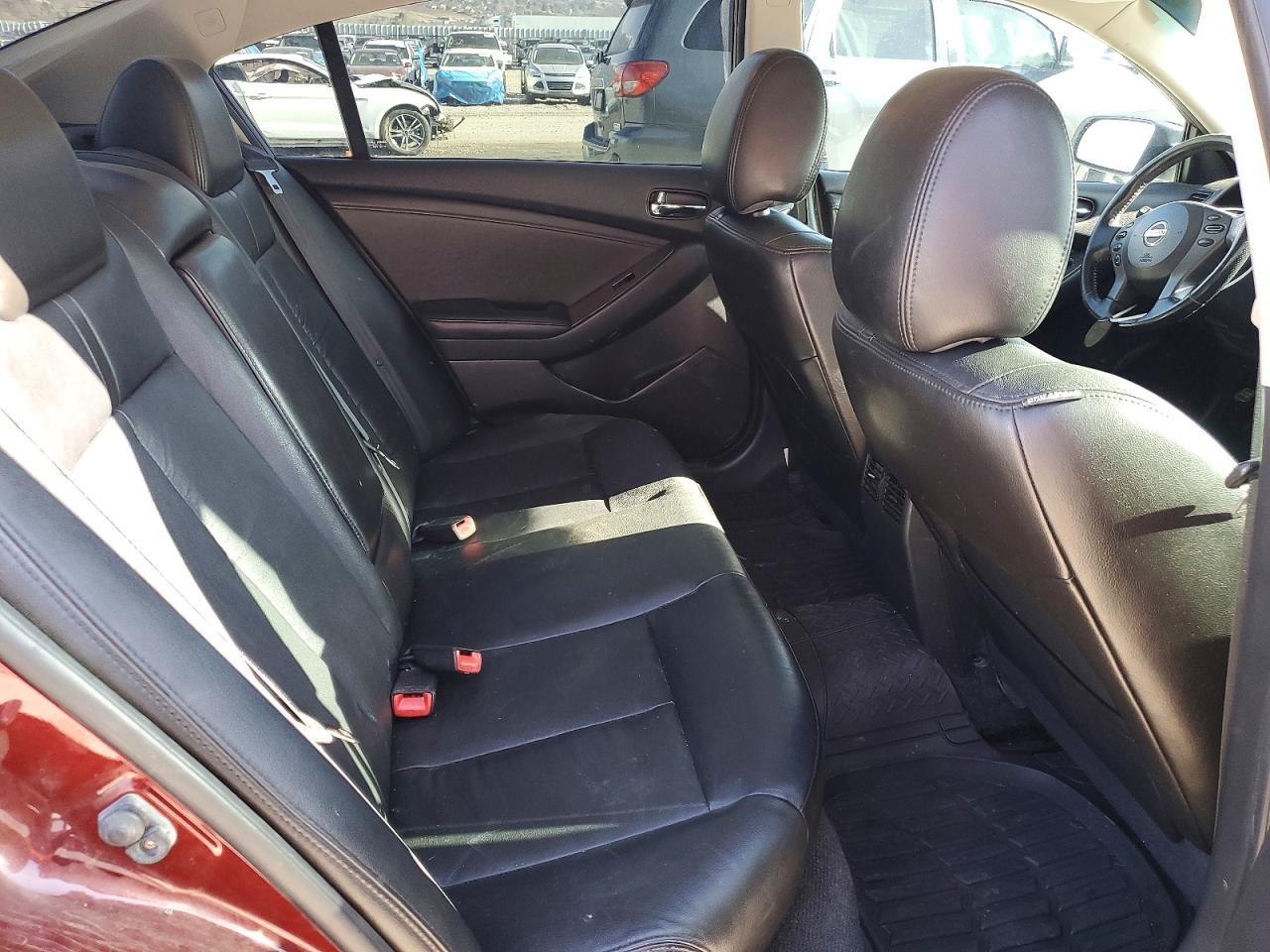 2012 Nissan Altima Base