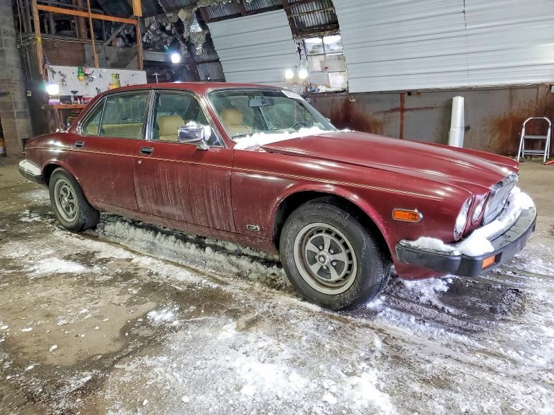 1983 Jaguar XJ6
