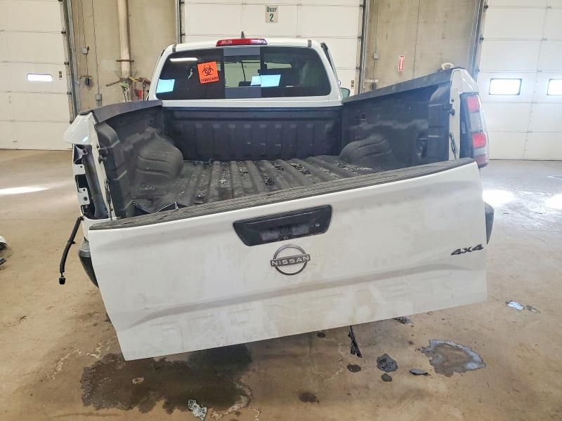 2025 Nissan Frontier s